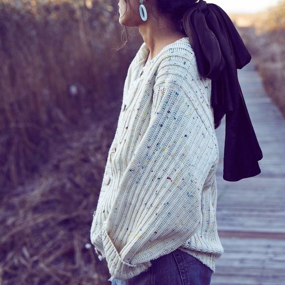 ISO Misha and Puff W's popcorn or studio sweaters! - Picture 2 of 3